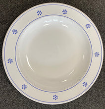 Load image into Gallery viewer, Bianca Stella Large Main Course Shaped Plate 29cm